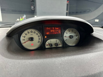 Lancia Musa 1.4 Benzín Automat - 15