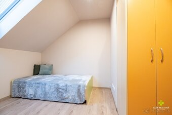 Dvojpodlažný Apartmán s garážou pod Bojnickým zámkom - 15