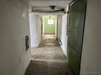 Rodinný dom s veľkým pozemkom - Spišská Nová Ves - 15