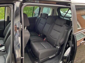 MAZDA 5 - 15