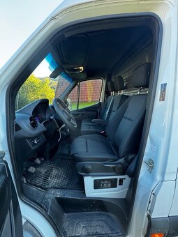 Mercedes Sprinter - 15