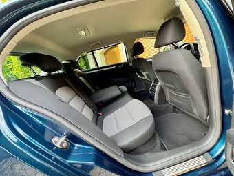 Škoda Superb 2.0TDI 4x4 125kw+Xenon+Rok 2012 Top Stav - 15