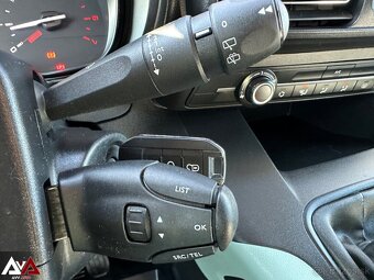 Citroën Berlingo 1.2 PureTech 110 S&S Live M, Pôvodný lak,SR - 15