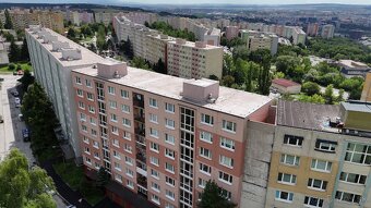 4-izbový byt s lodžiou a garážou; vo výbornom stave, Furča - 15