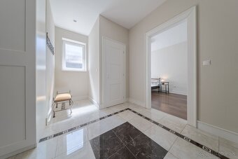 3-izbový, predaj, 117 m2, komplet. rek., Štefánikova, Košice - 15