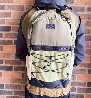 Ruksak / batoh billabong - 15