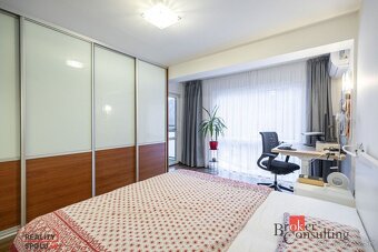 Moderný 3 izbový byt na predaj Banská Bystrica, priestranný  - 15
