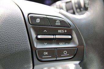 HYUNDAI i30 CW Family 1,6 CRDi 85 kW - 15