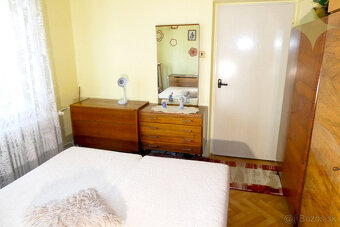 Na predaj slnečný 3 izbový byt s balkónom v centre mesta LC - 15