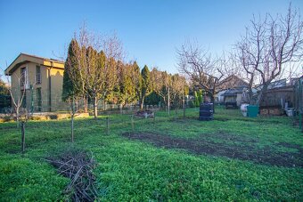 Rodinný dom s garážou na ul. Pod kopcom, Nové Zámky, 649m2 - 15