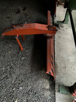 Kubota B5000 - 15