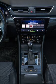 ✅ Škoda Superb Combi 2.0 TDI SCR Style DSG Virtual - 15