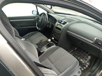 Peugeot 407 . - 15