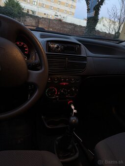 Fiat Punto - 15