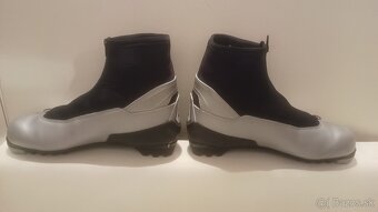 velkost 38 a 45 - bezkarske topanky FISCHER NNN - 15