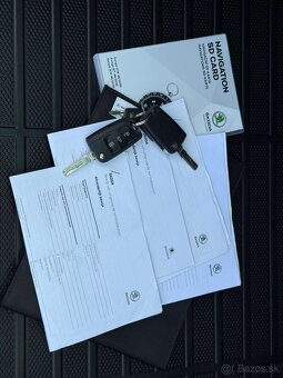 Škoda Octavia Combi 1,6 TDI DSG SPORTLINE - 15