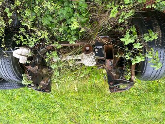 Diely Nisan Patfinder - 15