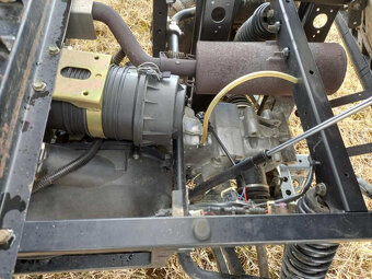 Polaris Ranger 500 s TP + SPZ r.v. 2012 - 15