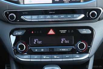 HYUNDAI Ioniq 1,6 Gdi PHEV Ultimate - 15