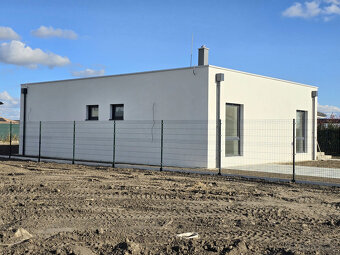 Novostavba 4 izbového bungalovu Šípková-Kvetoslavov - 15