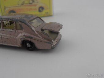 Pontiac Coupe, Rolls Royce, Jaguar E - 15