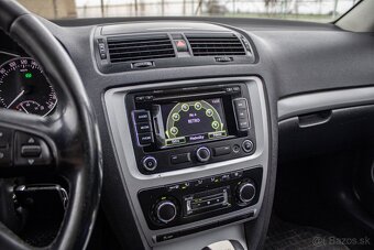 Škoda Octavia Combi 2.0 TDI CR DPF Ambition DSG - 15