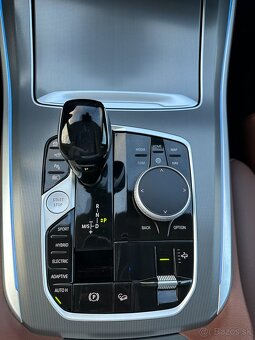 BMW THE X5 xDrive45e (AT) 290kW Plug In - 15