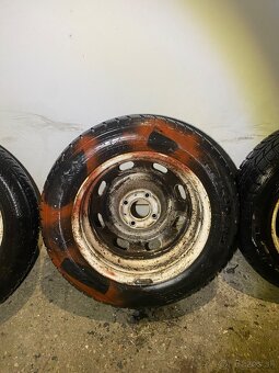 Plech disky 4x108 15” + zimne gumy 185/65R15 Peugeot Citroën - 15