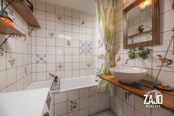 PRIESTRANNÝ 4-IZBOVÝ BYT – BÁNOVCE NAD BEBRAVOU - 15