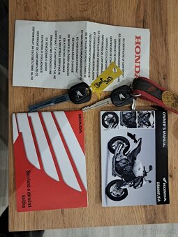 Honda Hornet - 15
