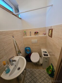 3 izb. byt s veľkou terasou, 2x park. miesto - 15