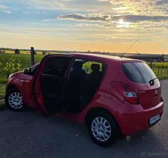 Hyundai i20 1.25 16V 74KW/100PS R.V.03/2010 - 15