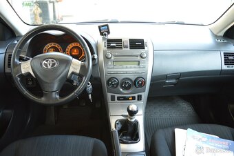 TOYOTA COROLLA 1,6I 97kW benzín Valvematic, M6, 2009 Slovens - 15