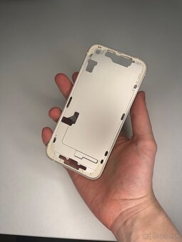 Predám originálne housingy pre iPhone – Stav A / AB / B - 15
