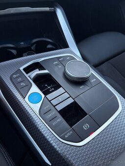 BMW i4 M50 xDrive, facelift, 31.200 km, r.v. 04/2024, záruka - 15