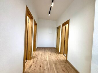 Na predaj 3 izb. byt, 86 m², Trenčín, ul. Zlatovská - 15