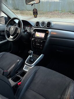 Suzuki Vitara 1.6 DDIS 88kw Navi,CarPlay,Alcantara,LED - 15