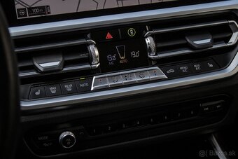 BMW Rad 3 Touring 330d xDrive A/T - 15