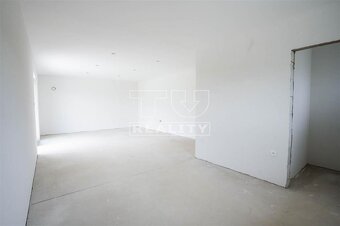 MODERNÝ 4 IZBOVÝ BUNGALOV PODLUŽANY - 15