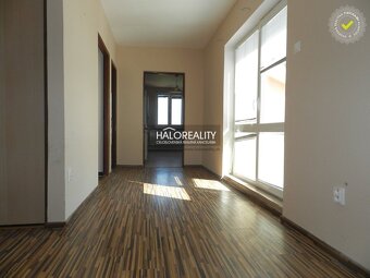 HALO reality - Predaj, rodinný dom Veľké Blahovo, trojpodlaž - 15
