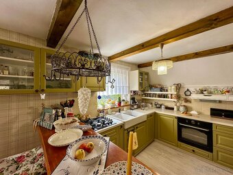 Chata v obci Chvojnica okres PRIEVIDZA - 15