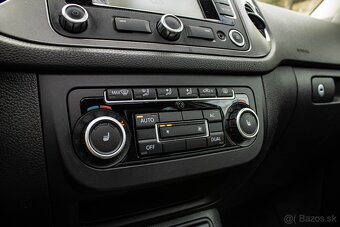 VW Tiguan 4x4 DSG 2.0 TDI 103kW Panoarma, Koža - 15