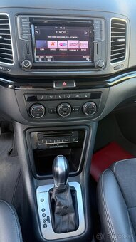 Volkswagen Sharan 4motion dsg - 15