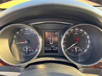 Predám Škoda Superb 1.6tdi - 15