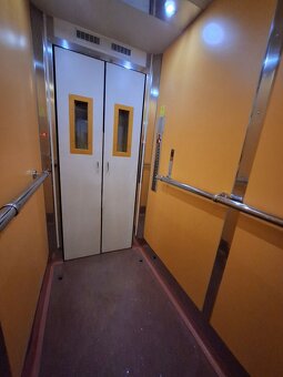 Na predaj veľkometr. 75m2, 2 izb byt Handlová - 15