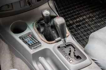 Toyota Hilux DC 3.0 4x4 - 15