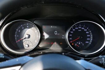 Kia Ceed SW 1.5 T-GDi Sport NEW - 15