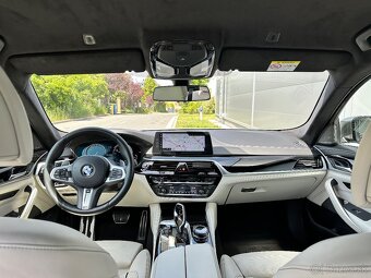 BMW M550i, xDrive, 1.MAJITEL, ČR, 2017, 4.4 BiTurbo V8, DPH - 15