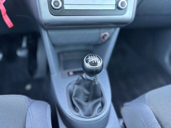 Volkswagen Touran 1.9 TDI DPF Highline 2007 262000km - 15