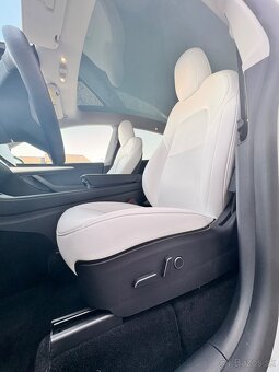 Tesla Model Y Long Range - 15